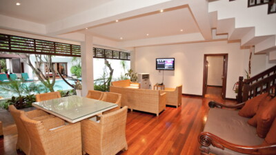 Villa Casis 6 BR