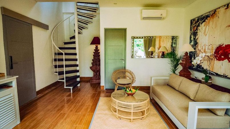 1760998161 275093615