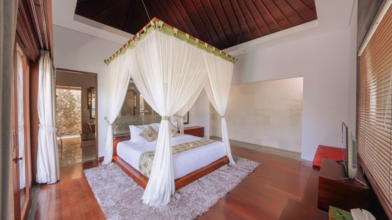 1762321018 Masterroom1