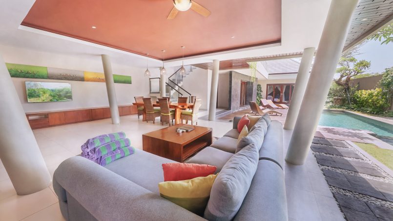 1762321007 Living area